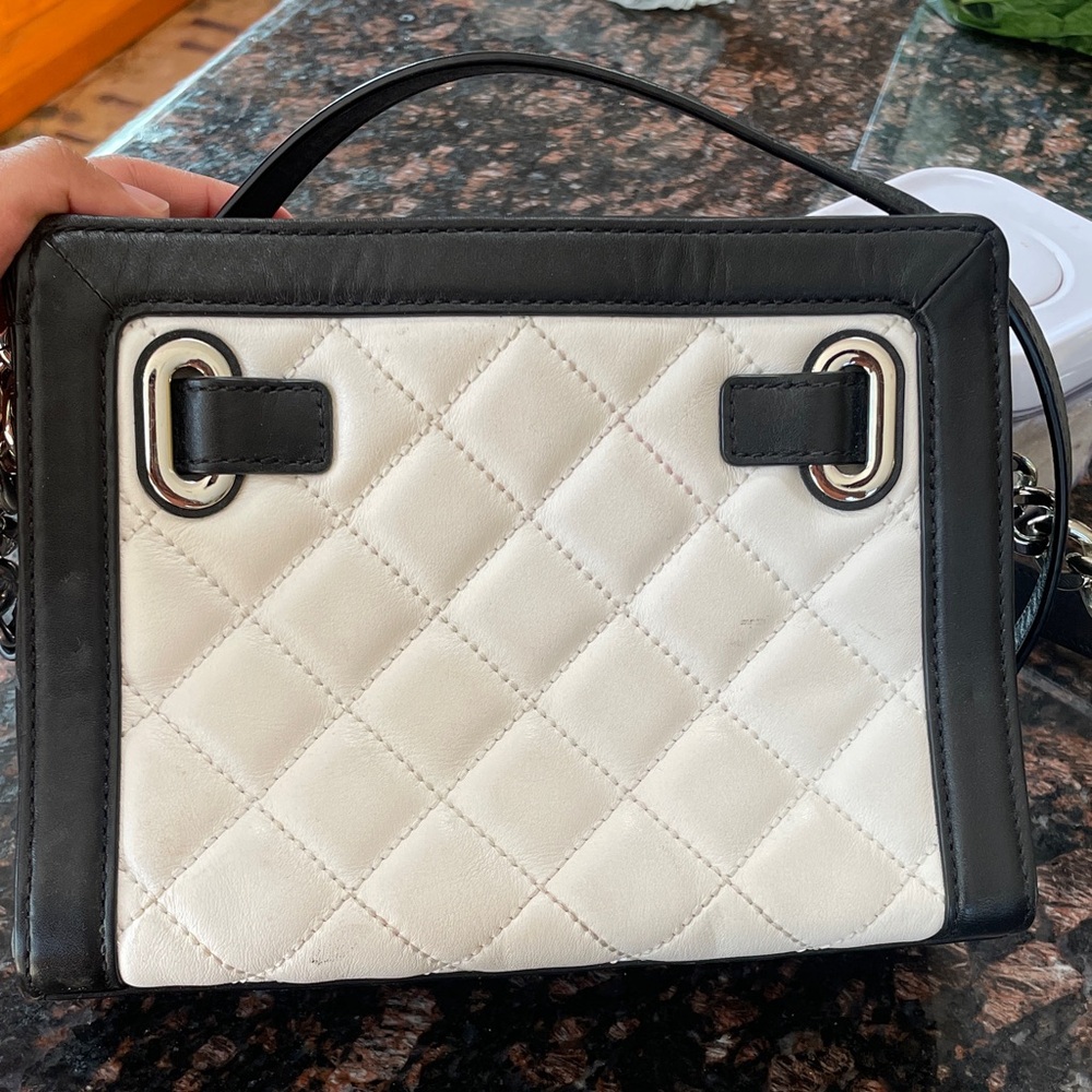 Michael Kors Hamilton Black and White Quilted Women's Crossbody Bag - Picture 10 of 16